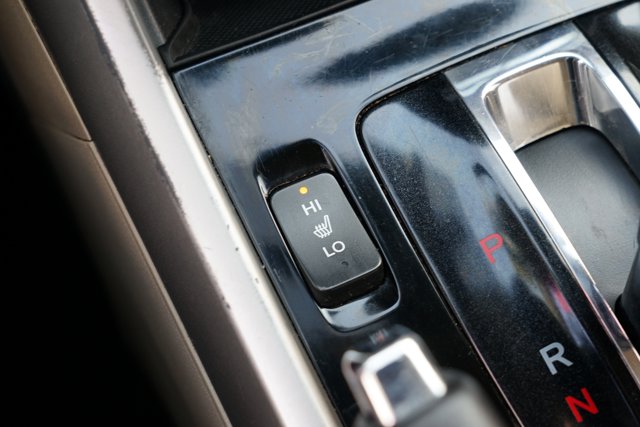 Vehicle image 29 of 30