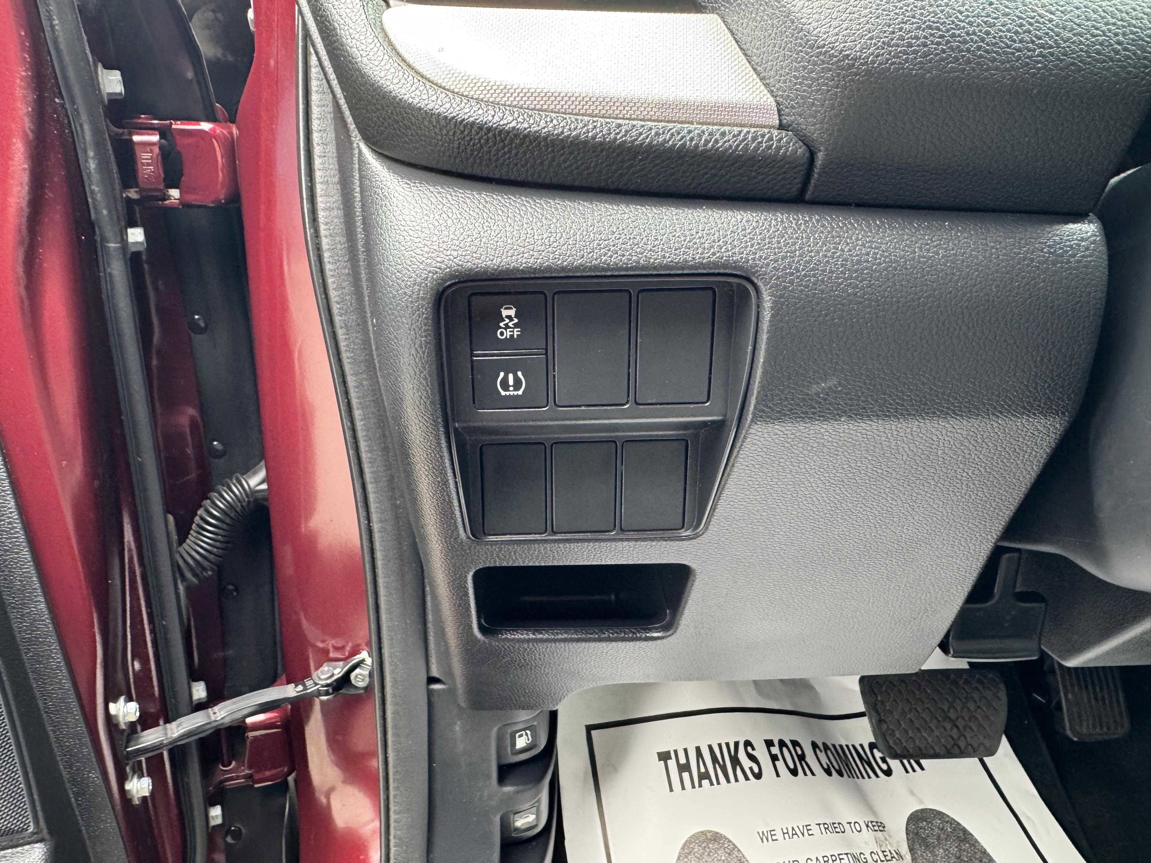 Vehicle image 25 of 63
