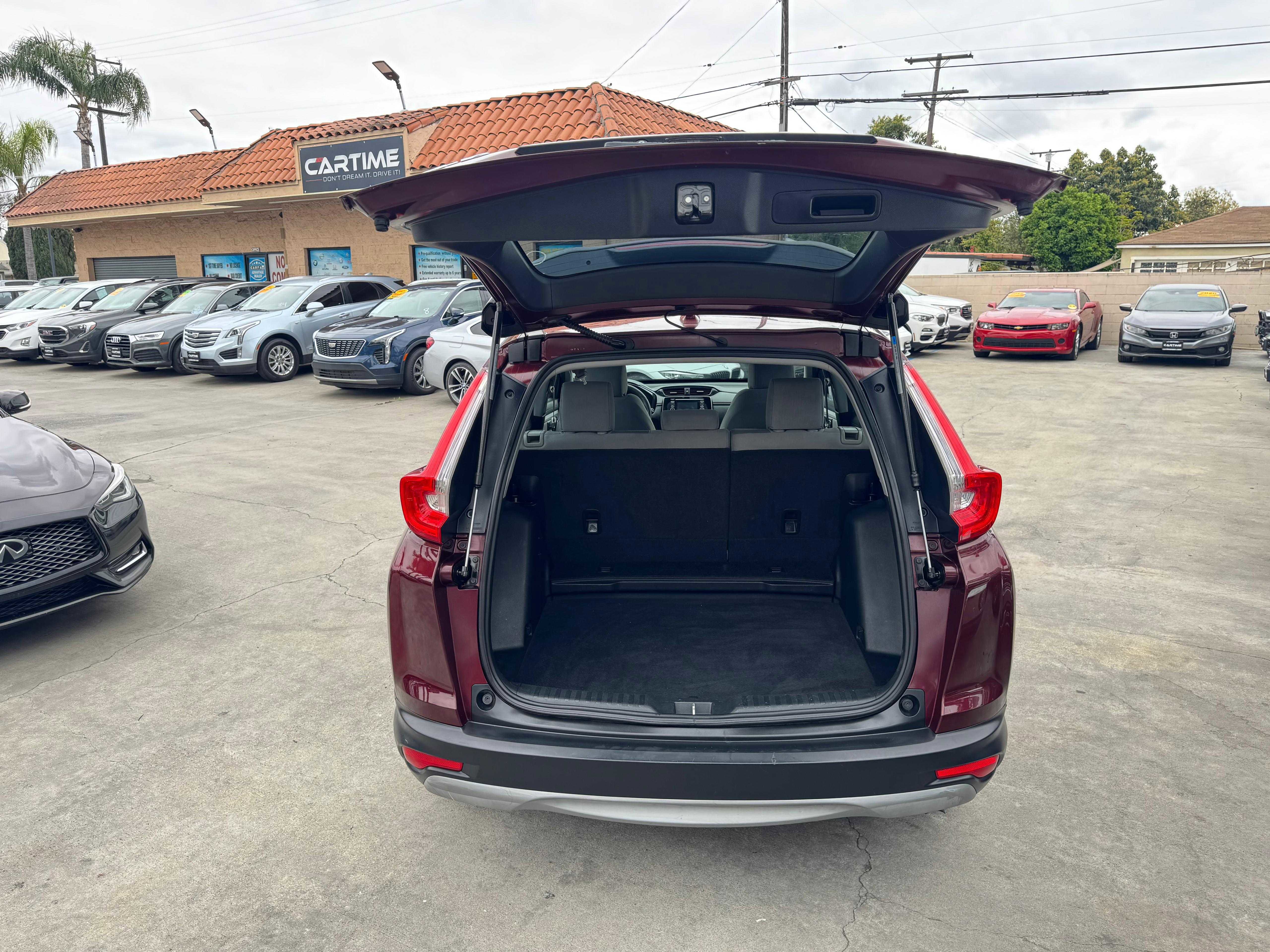 Vehicle image 17 of 63
