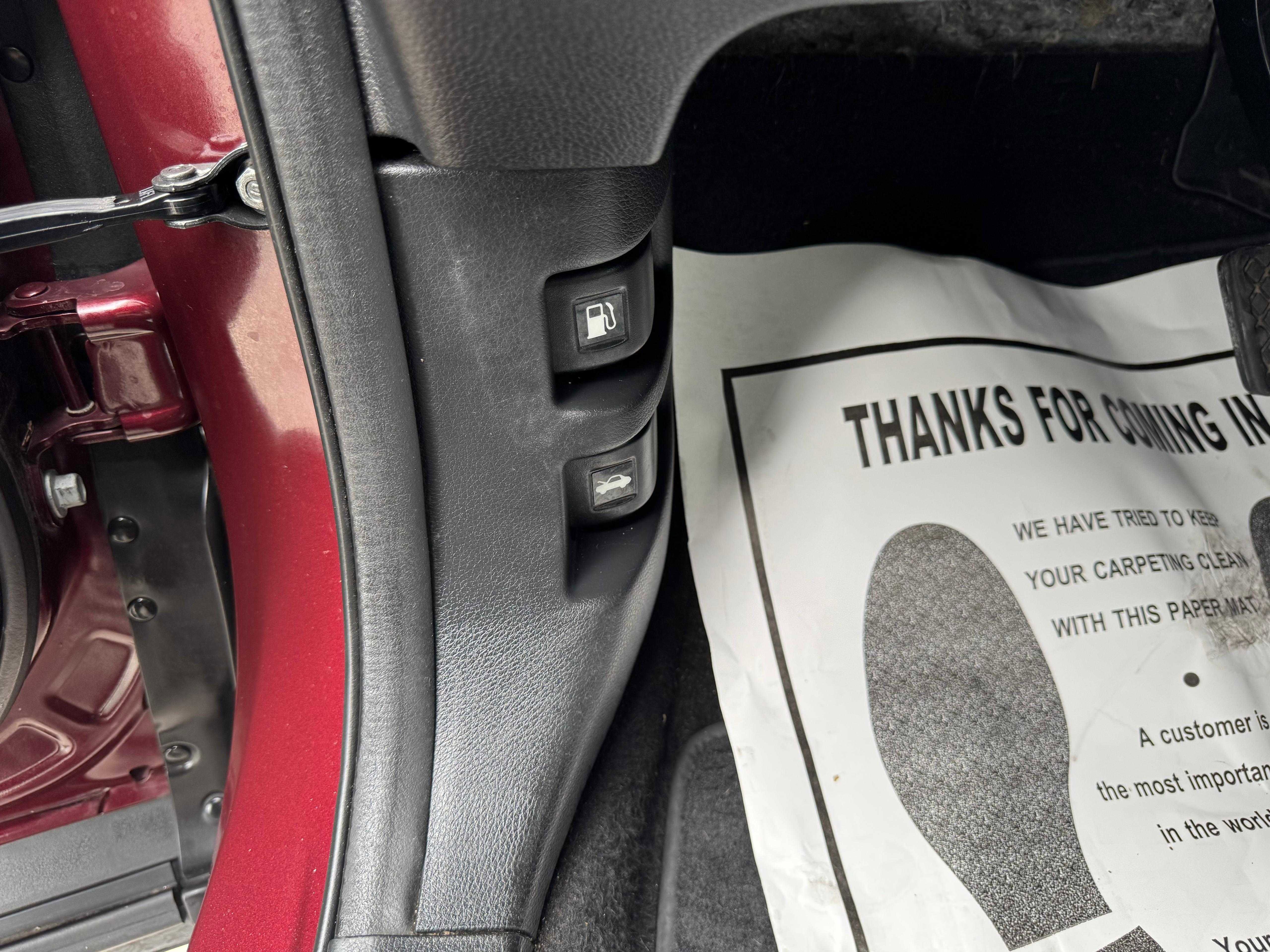 Vehicle image 26 of 63