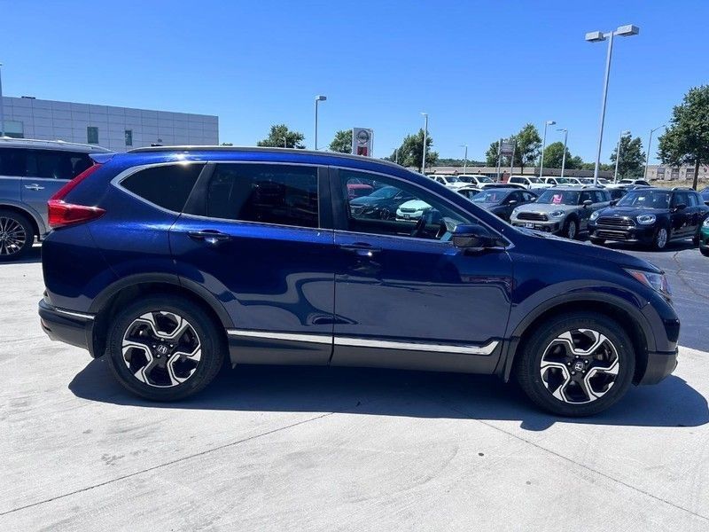 Vehicle image 4 of 24