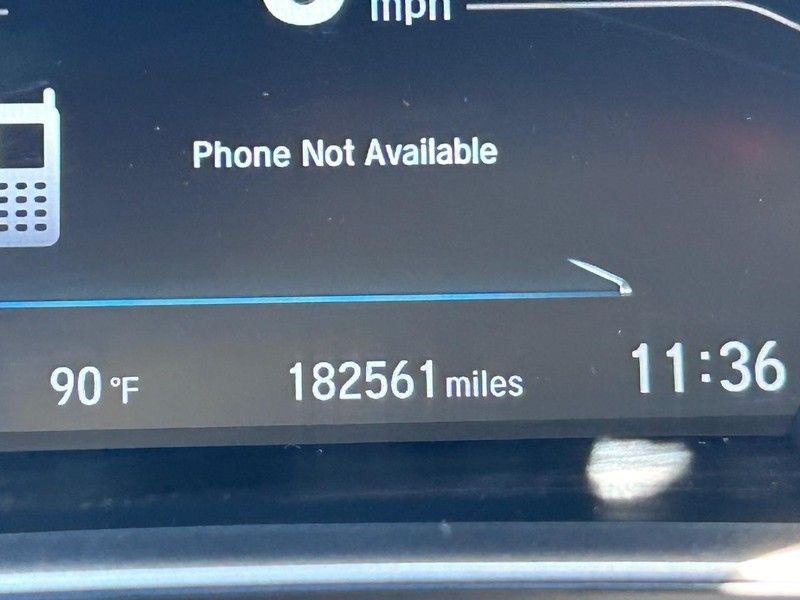 Vehicle image 14 of 24