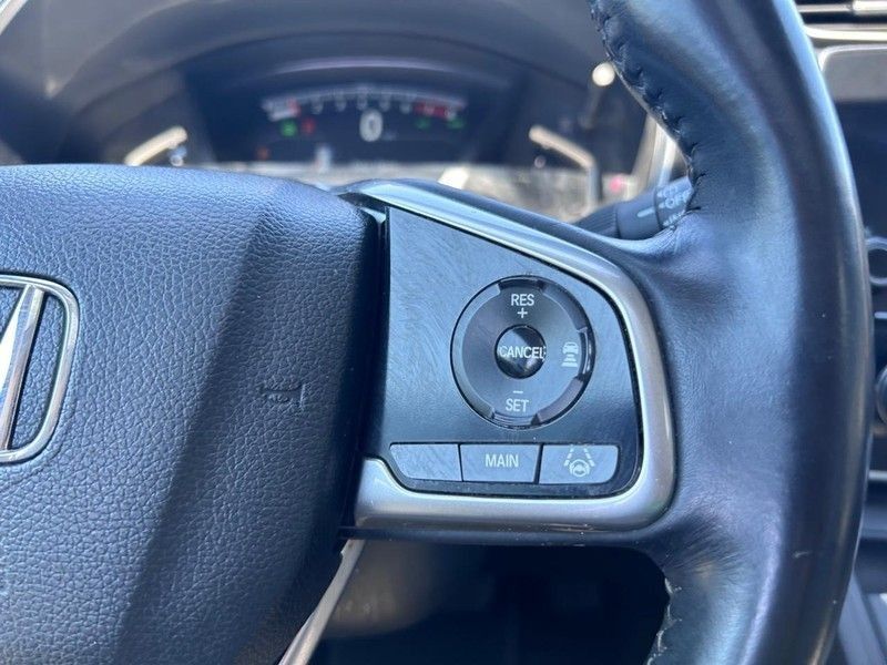 Vehicle image 13 of 24