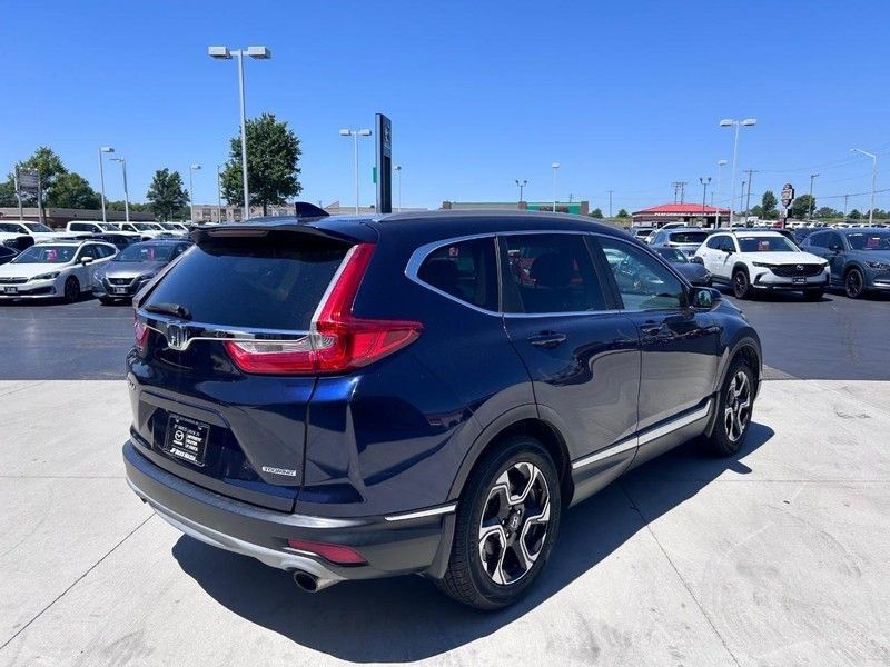 Vehicle image 5 of 24
