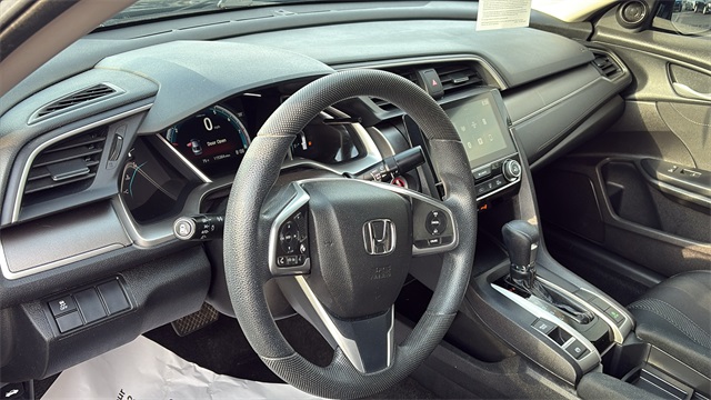 Vehicle image 15 of 30