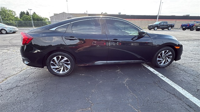 Vehicle image 2 of 30