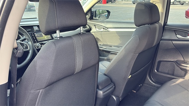 Vehicle image 13 of 30