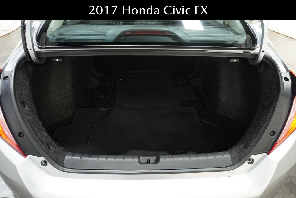 Vehicle image 8 of 22
