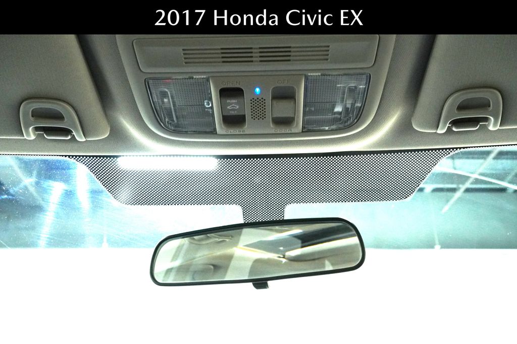 Vehicle image 21 of 22