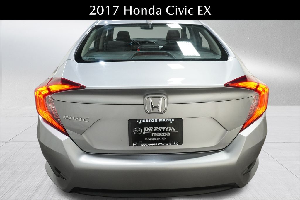 Vehicle image 6 of 22