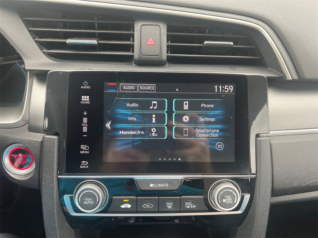 Vehicle image 19 of 32