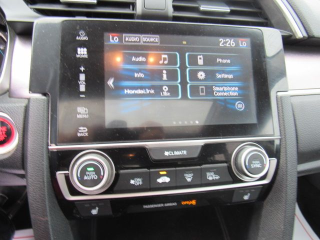 Vehicle image 15 of 18