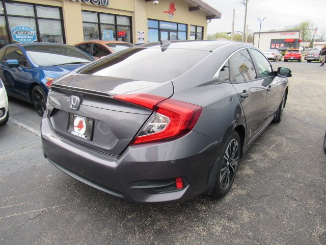 Vehicle image 5 of 18