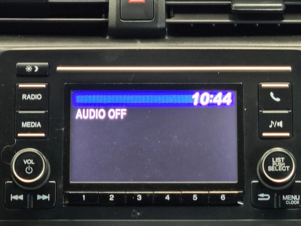 Vehicle image 24 of 38