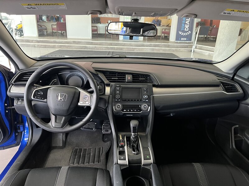 Vehicle image 12 of 33