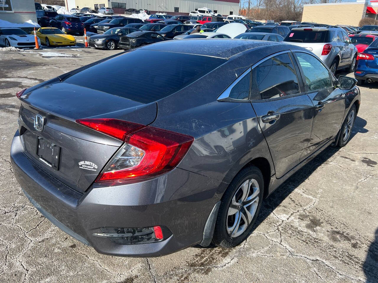 Vehicle image 7 of 23