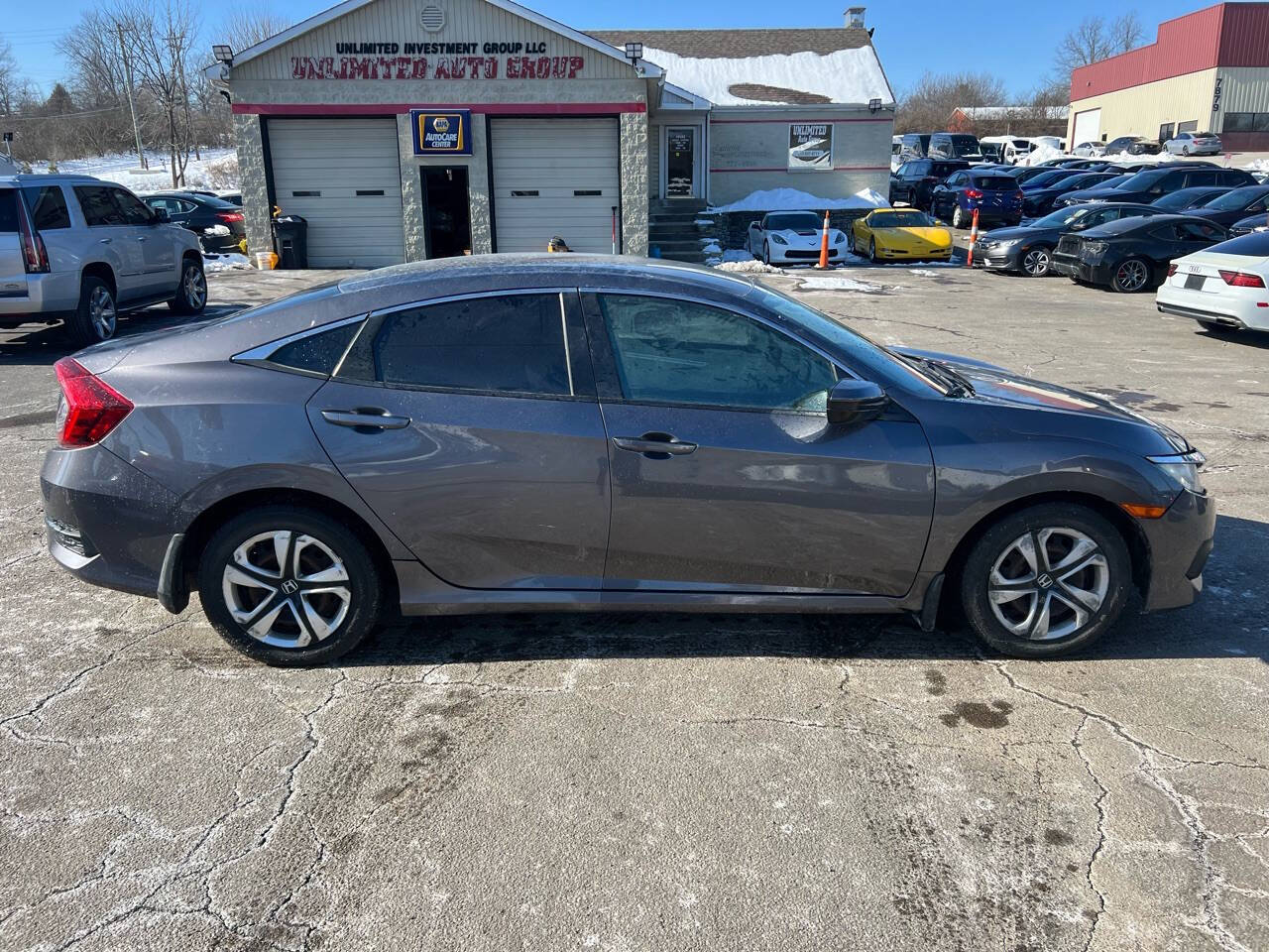 Vehicle image 6 of 23