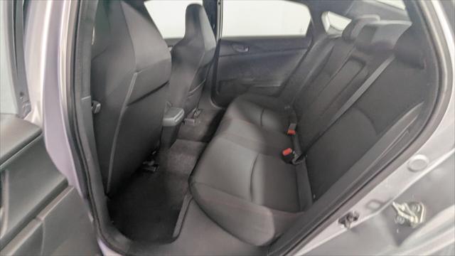 Vehicle image 29 of 35