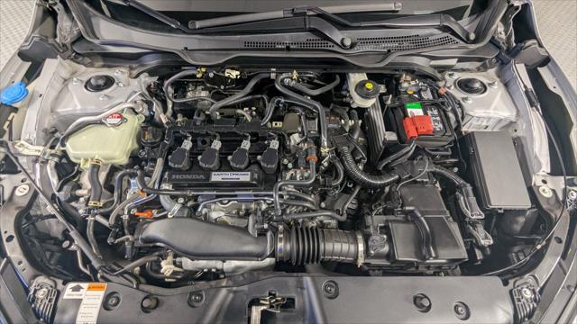 Vehicle image 31 of 35