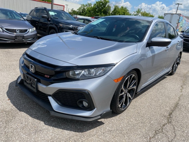 Vehicle image 1 of 32
