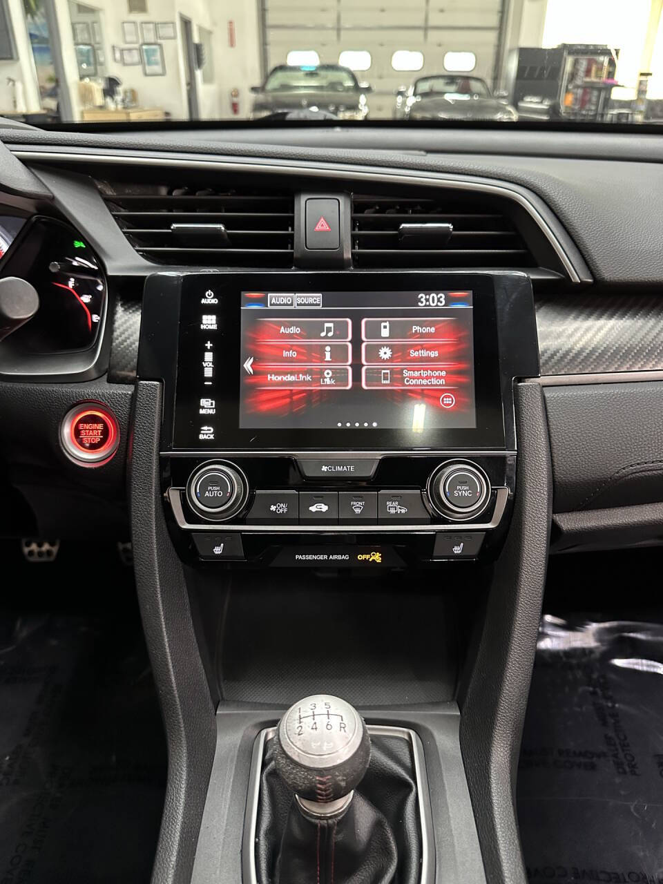 Vehicle image 27 of 31