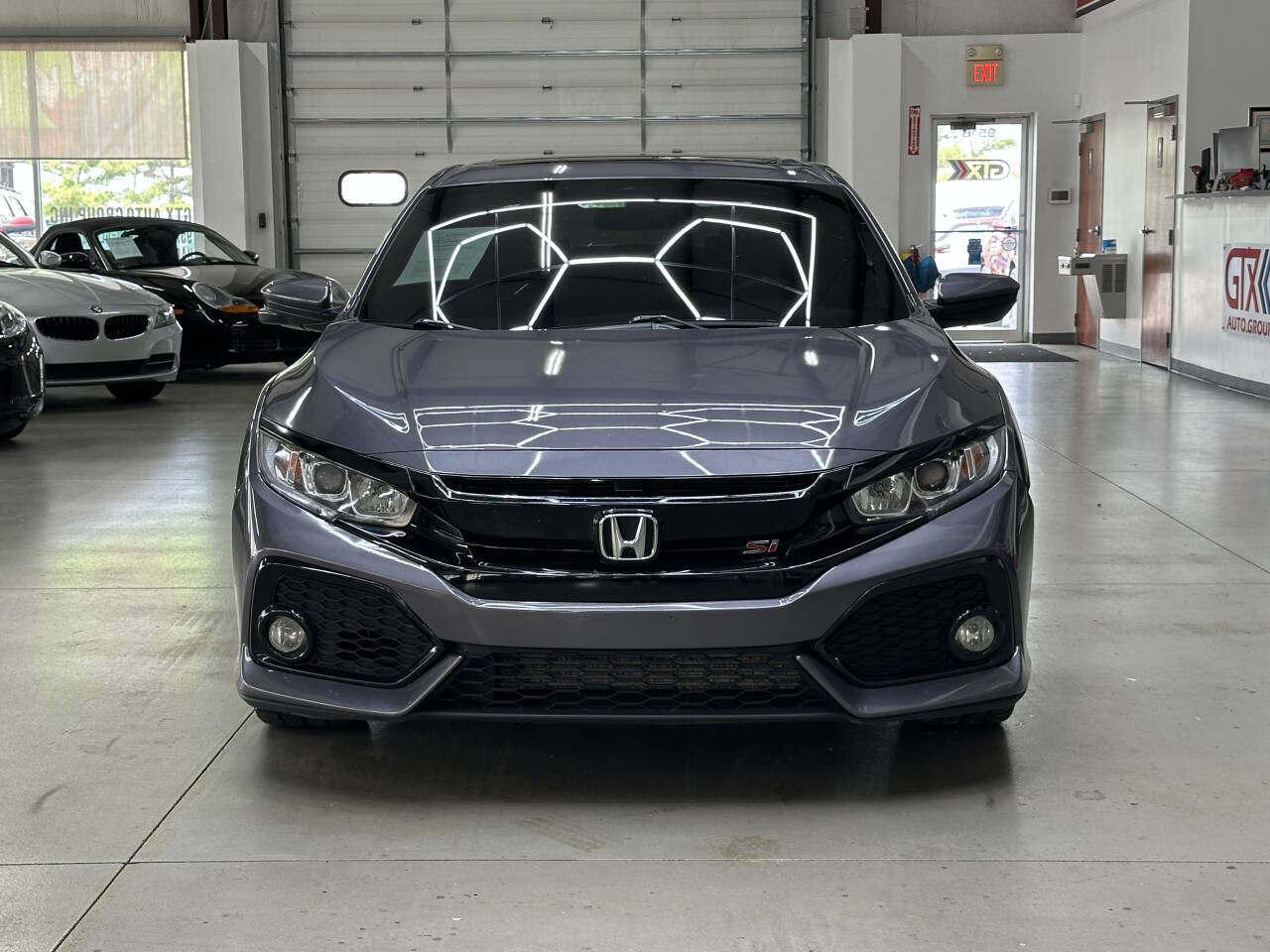 Vehicle image 2 of 31