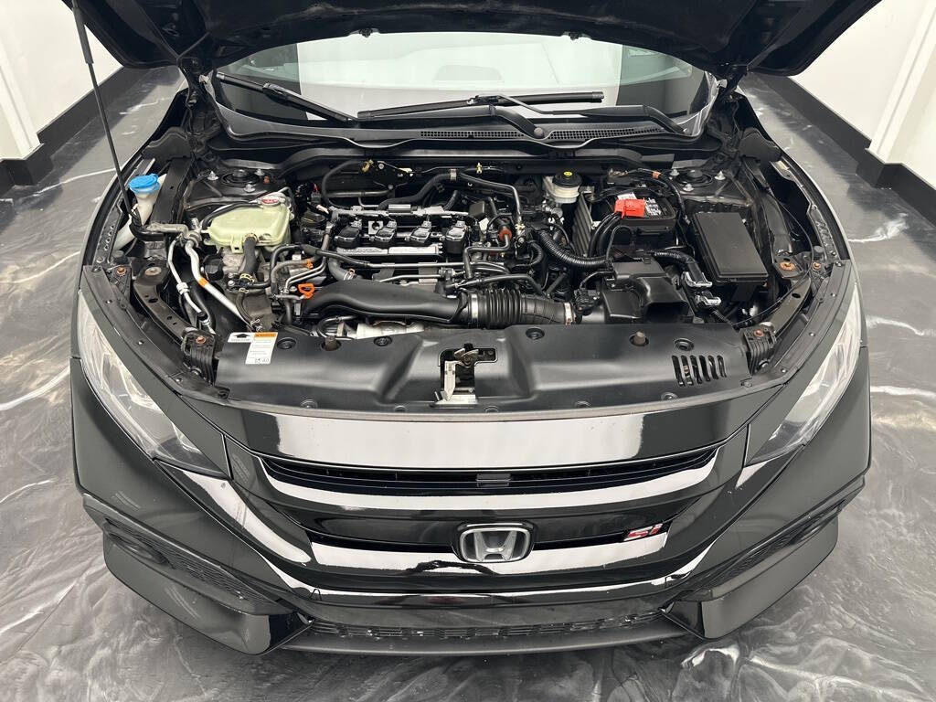 Vehicle image 27 of 31