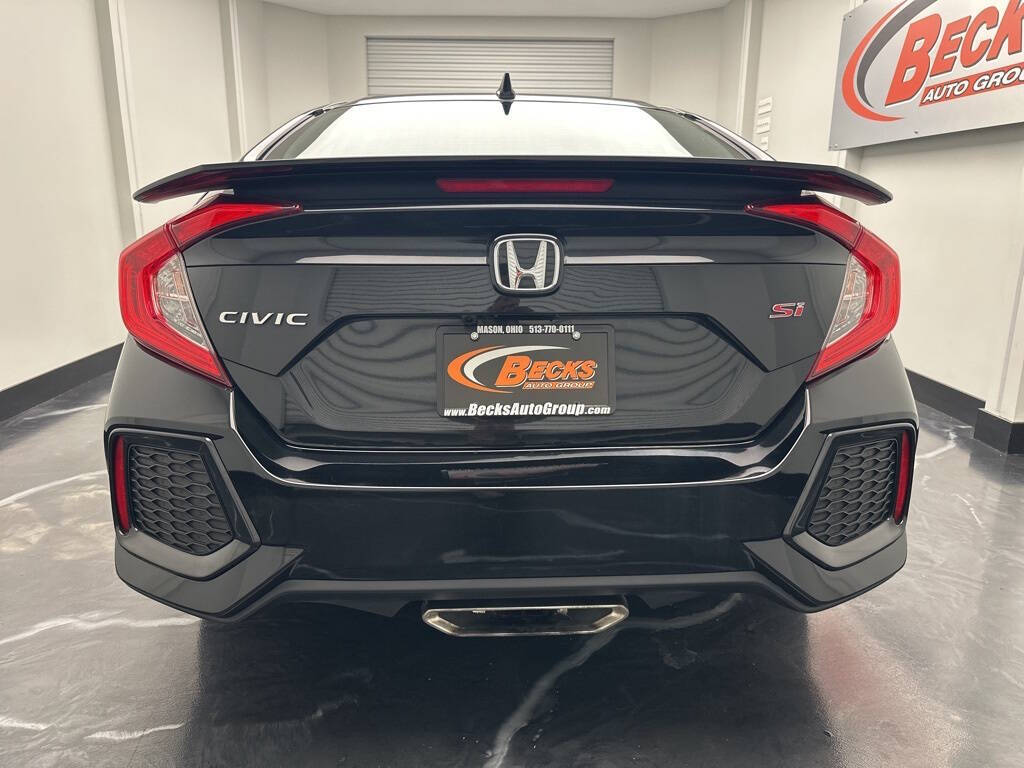 Vehicle image 25 of 31