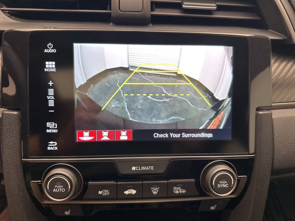 Vehicle image 23 of 31