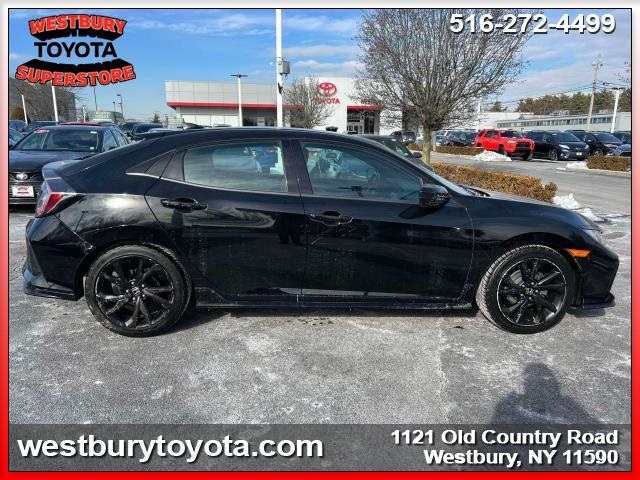 Vehicle image 4 of 34