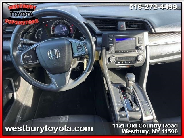 Vehicle image 23 of 34