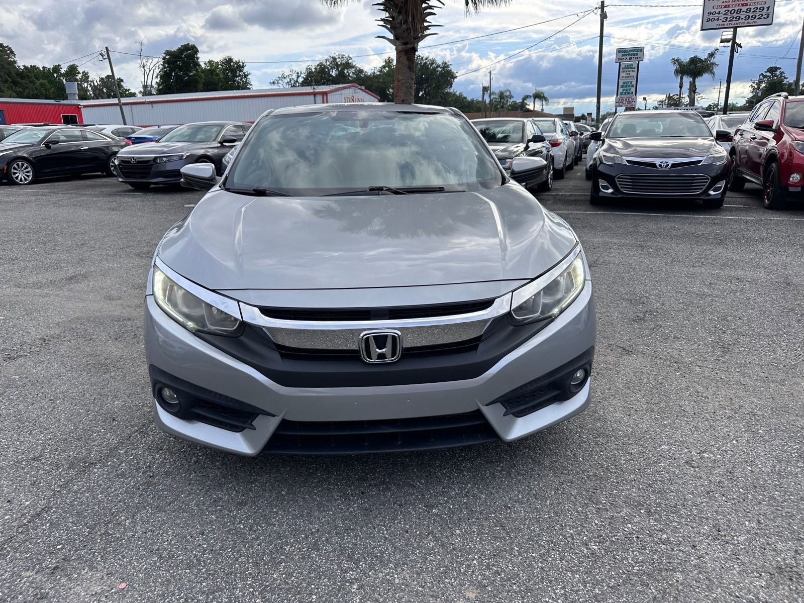 Vehicle image 2 of 20