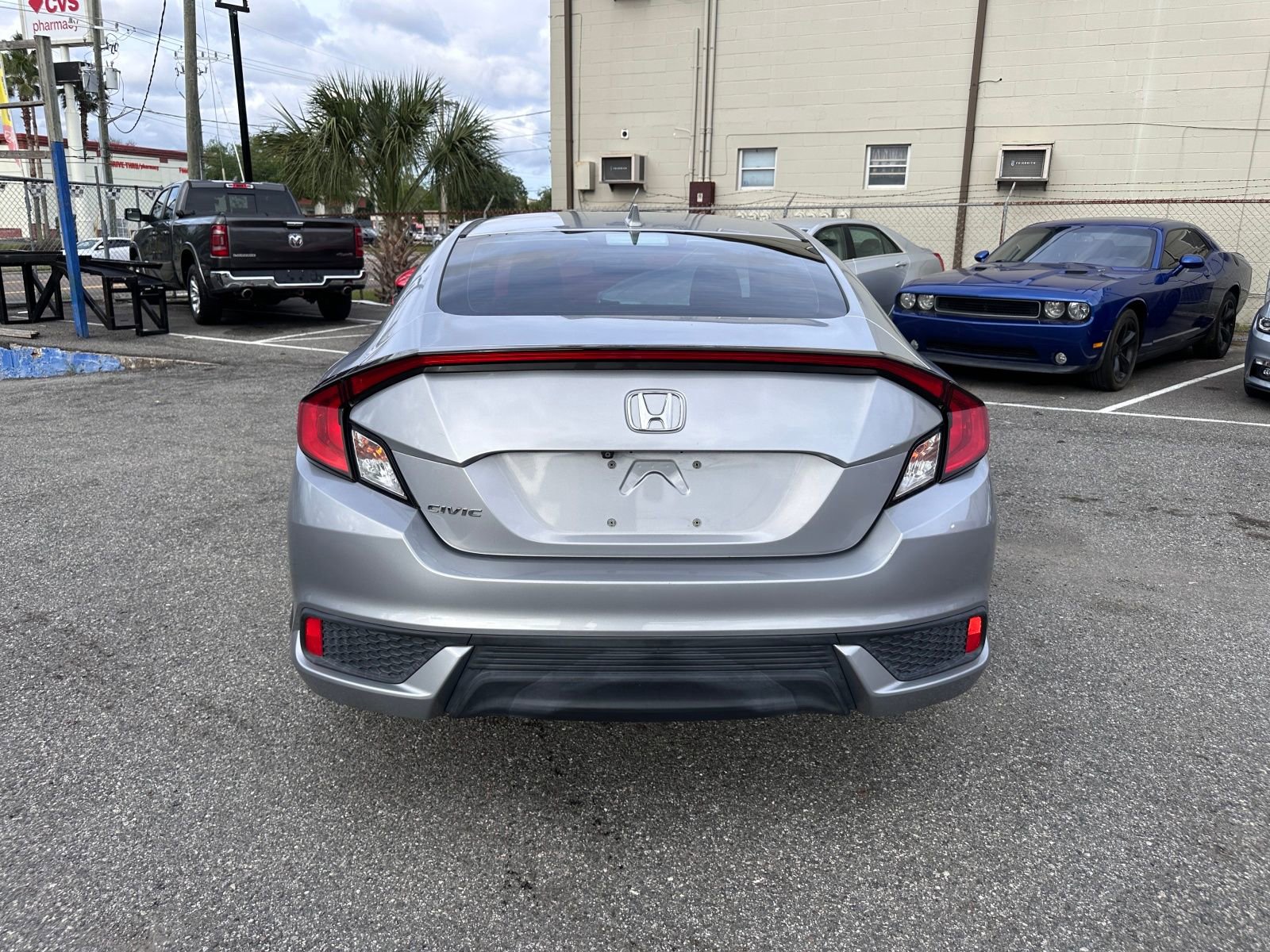 Vehicle image 6 of 20