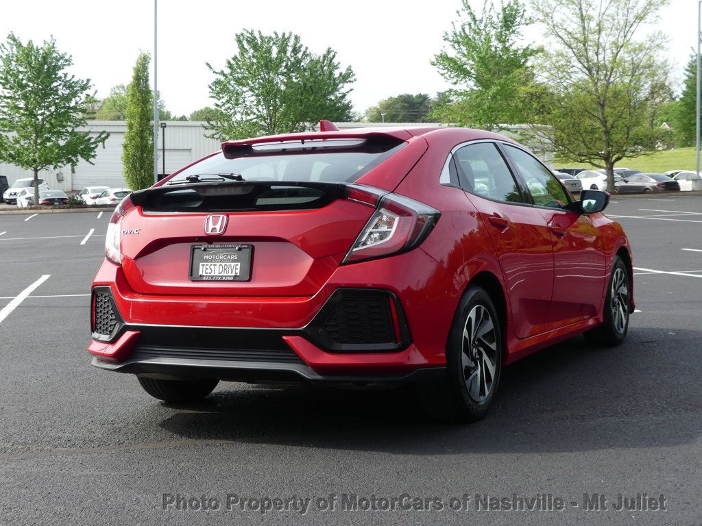 Vehicle image 13 of 44