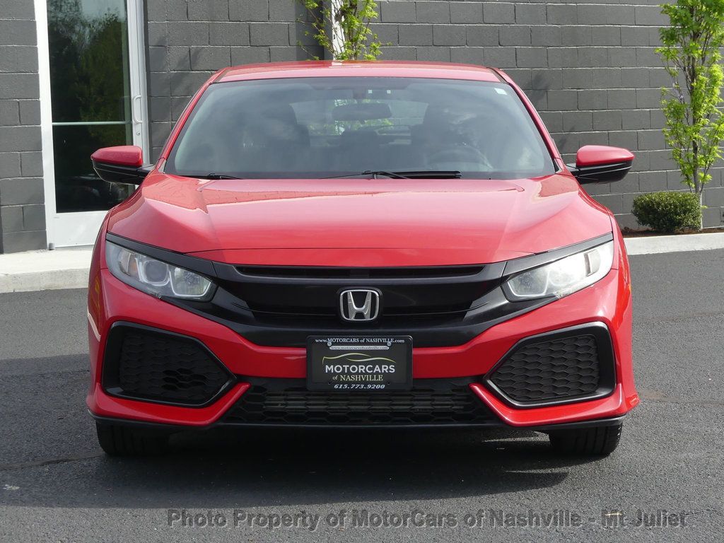Vehicle image 4 of 44