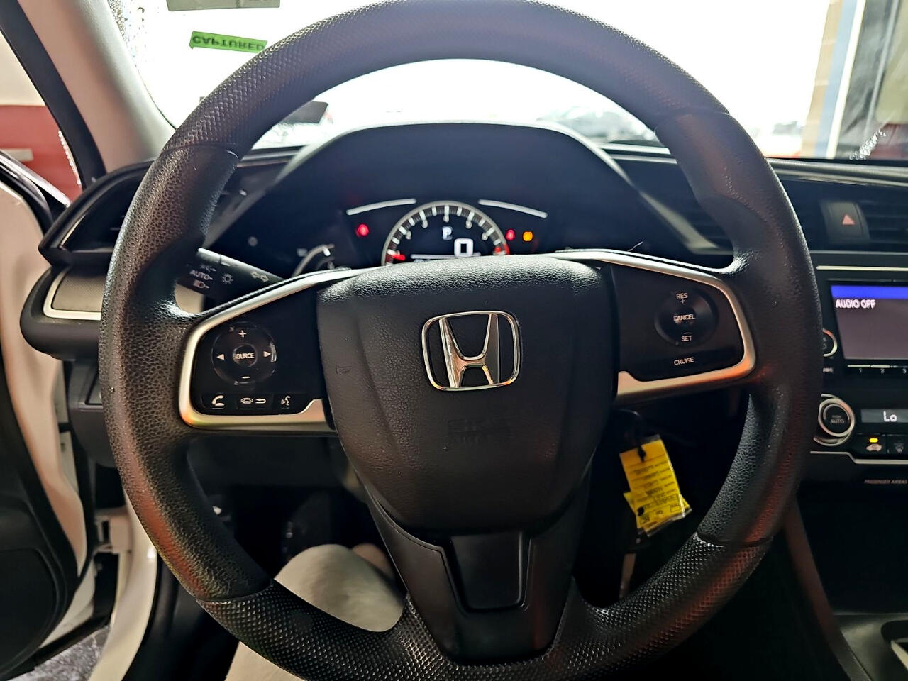 Vehicle image 10 of 11