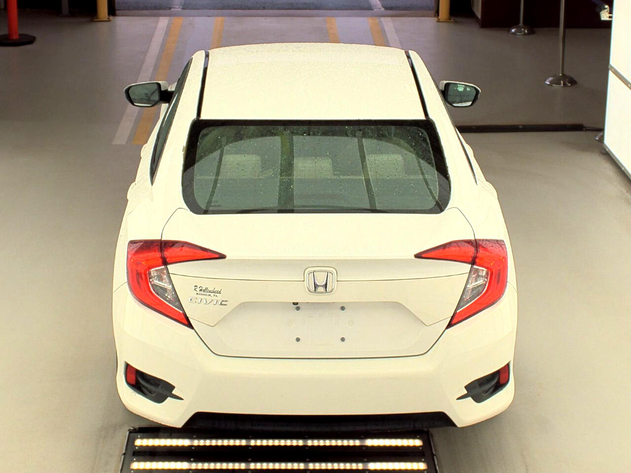 Vehicle image 5 of 11