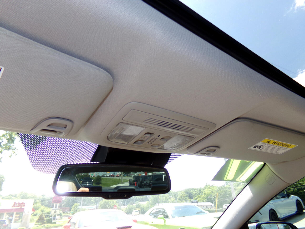 Vehicle image 12 of 18