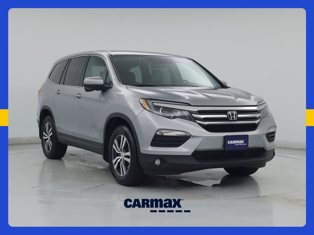 2017 Honda Pilot EX Image 3 of 23