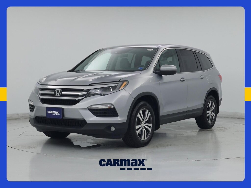 2017 Honda Pilot EX Image 1 of 23