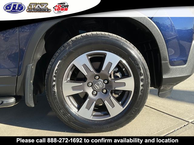 Vehicle image 13 of 24