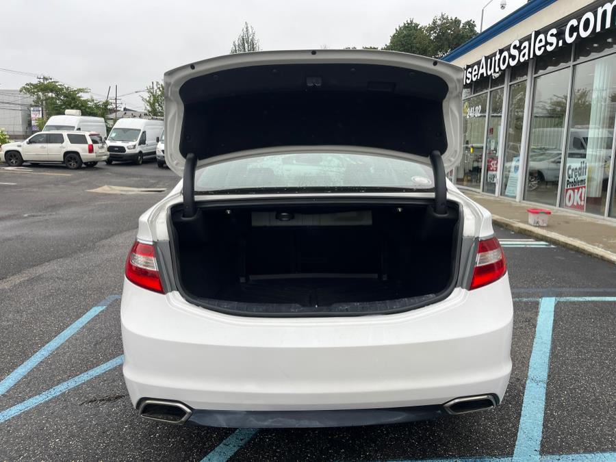 Vehicle image 31 of 32