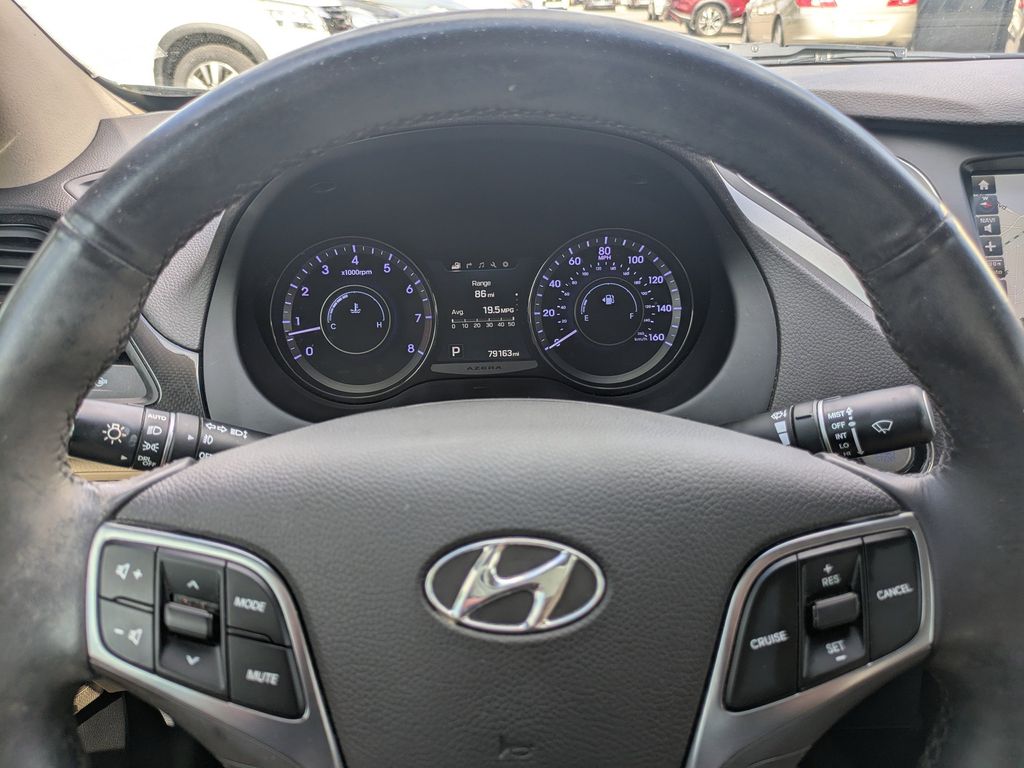 Vehicle image 29 of 31