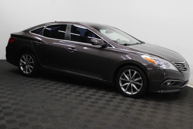 Vehicle image 2 of 27