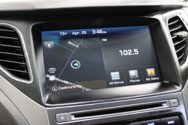 Vehicle image 17 of 27