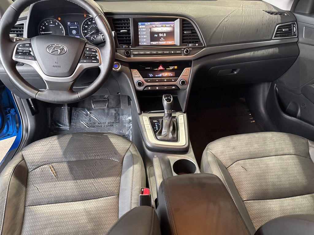 Vehicle image 15 of 39