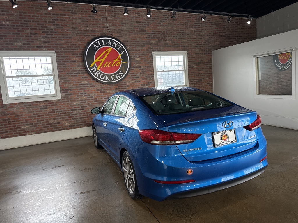 Vehicle image 5 of 39
