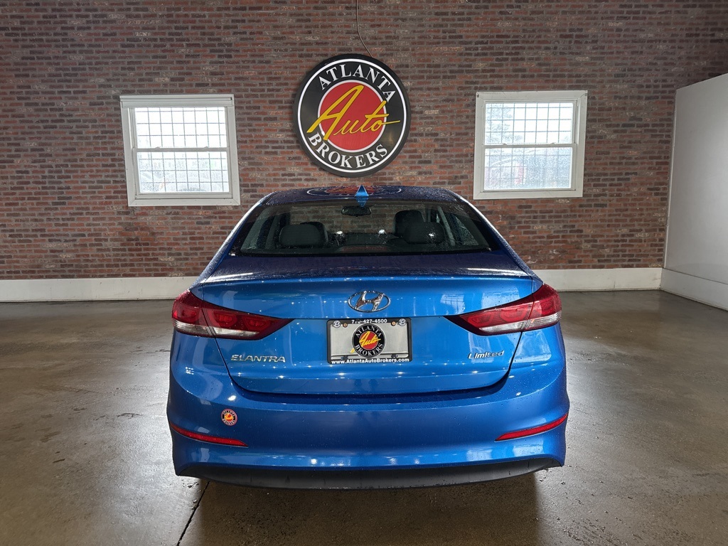 Vehicle image 35 of 39
