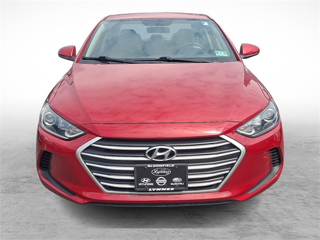 2017 Hyundai Elantra SE Image 3 of 31