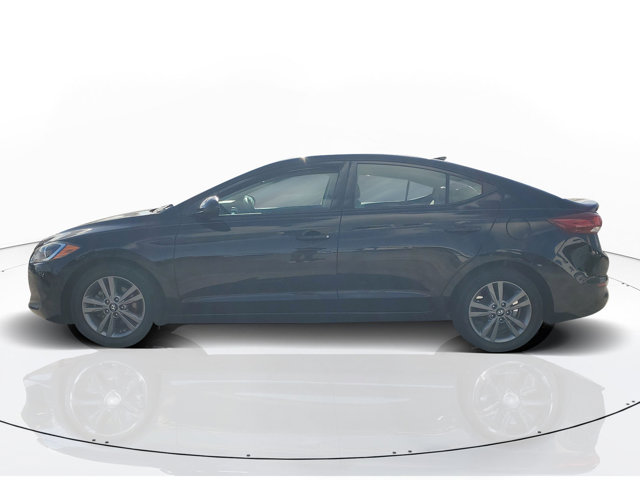 2017 Hyundai Elantra SE Image 8 of 30
